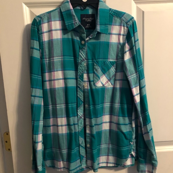 American Eagle Outfitters Tops - American Eagle cute flannel